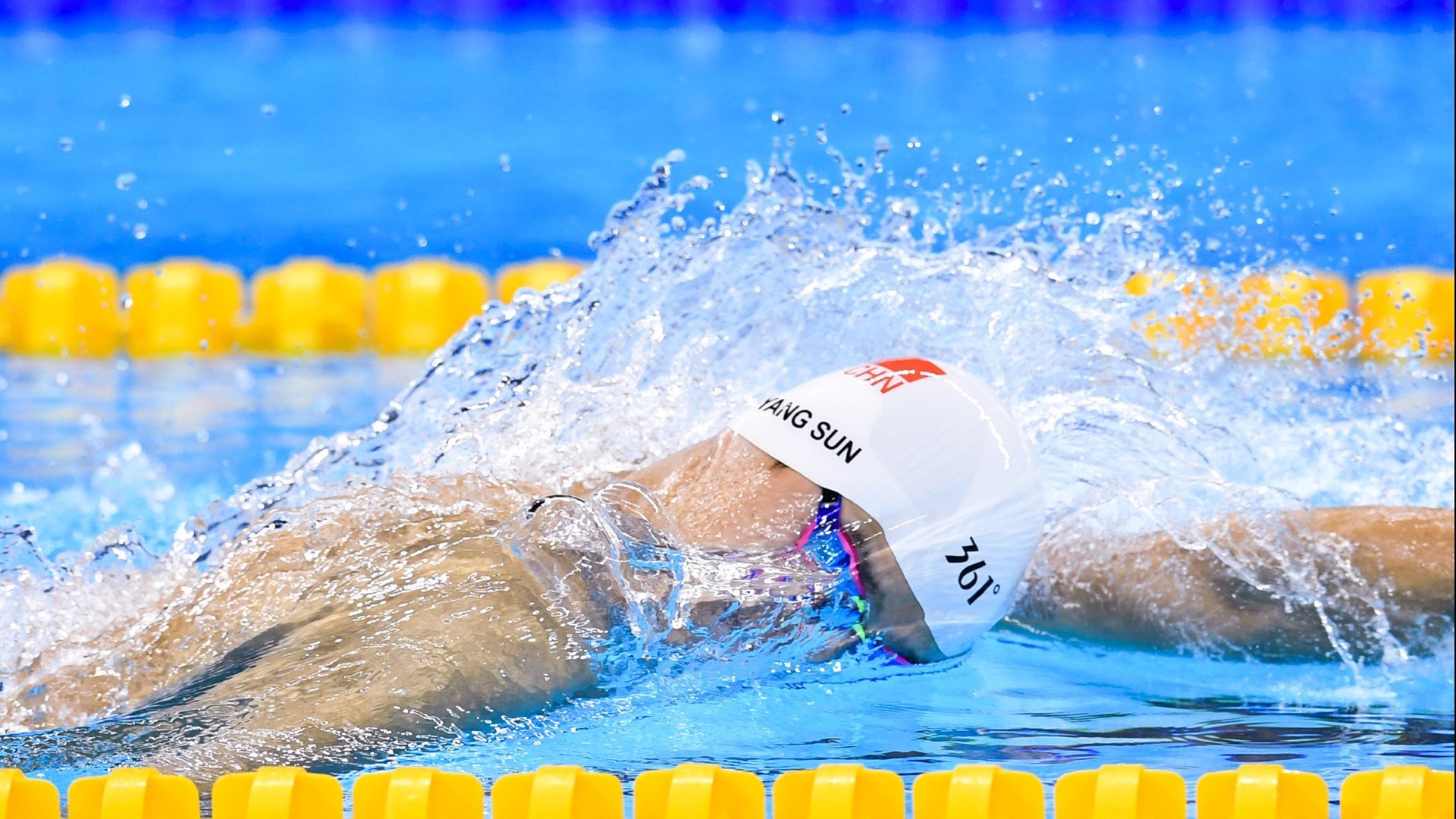 王楚钦三局逆转展现大将风范，王楚钦实绩